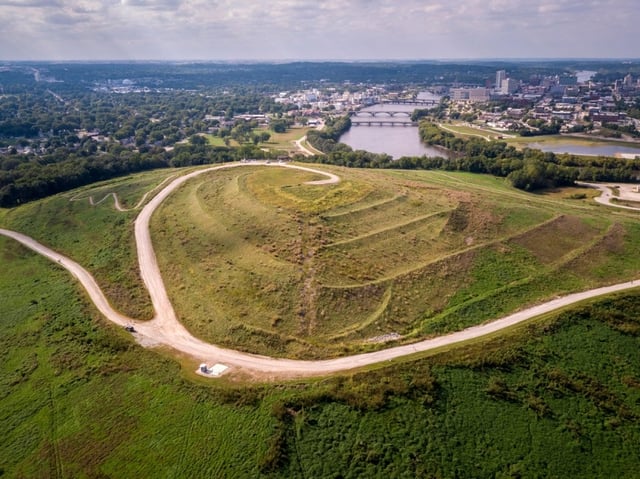 Mount Trashmore Trails & Overlook 5