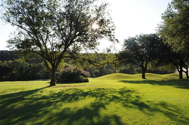 62945_134555266592569_3572671_n