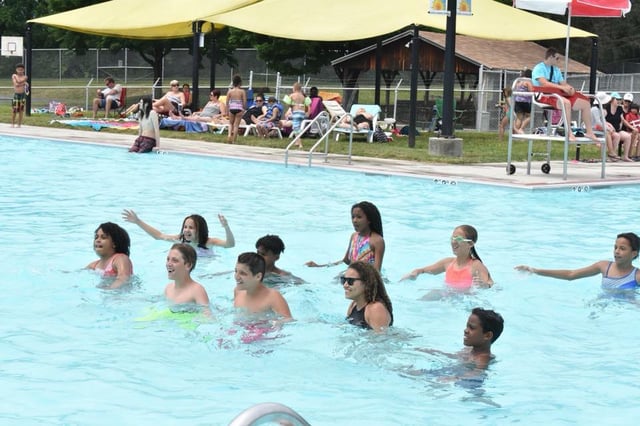 Carlisle Community Pool5