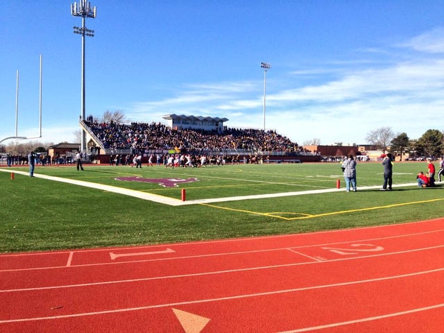 Salina Stadium3