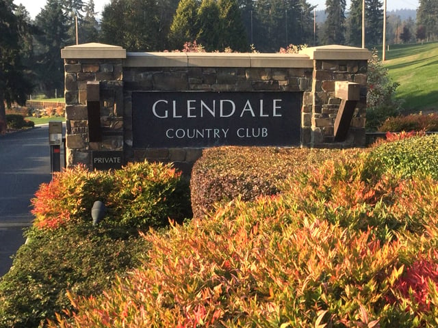 Glendale Country Club  sign.jpeg