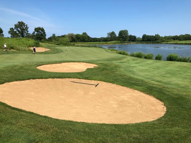 ThunderHawk Golf Club 2