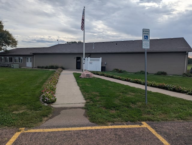 Lakeview Golf Course Clubhouse entrance.jpg