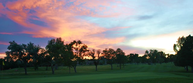 pueblo country club greens.gif