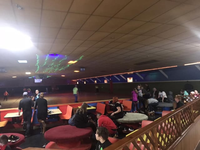 Skate A While Roller Rink7