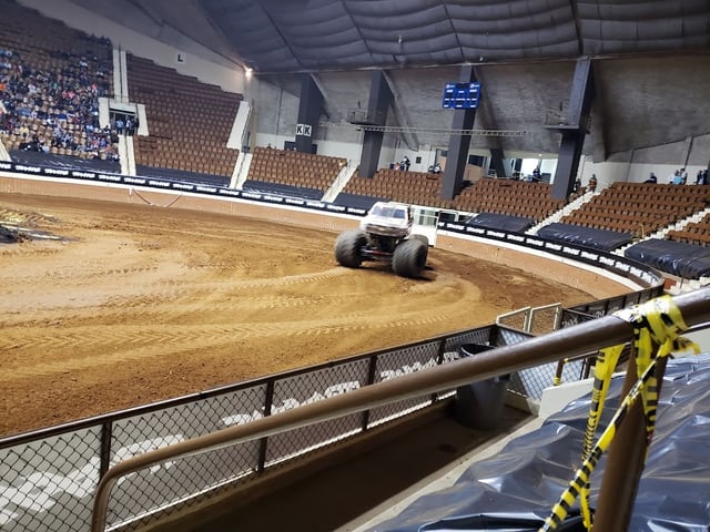 Garrett Coliseum6