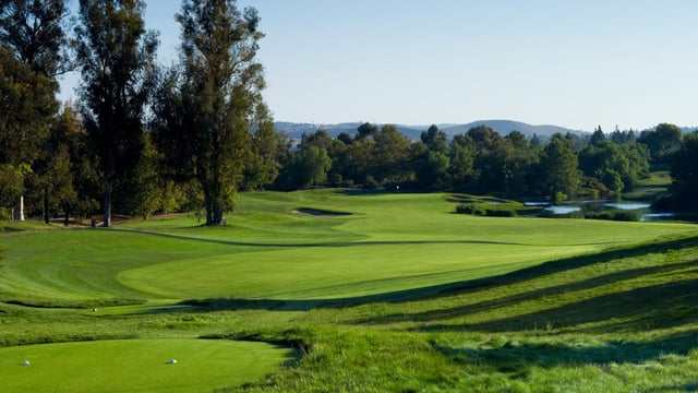 OCGC_CourseGallery_Header_1920x1080_0001_Oak_Cr.14.tg_.water_-1280x720