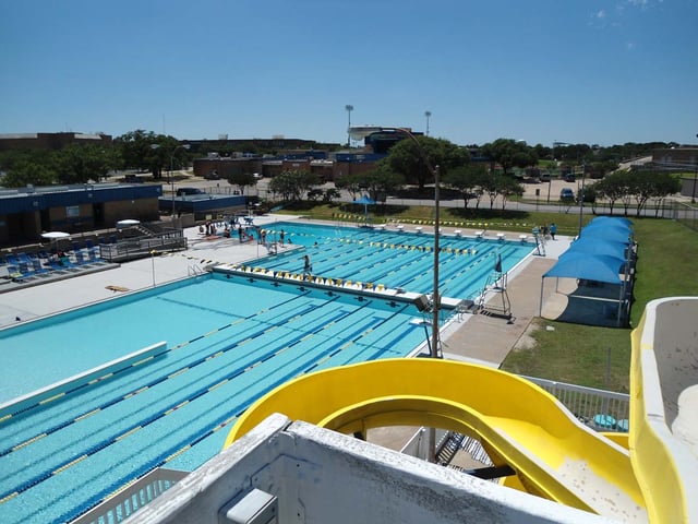 bryan aquatic center