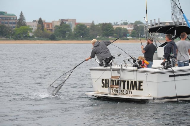 Showtime Xtreme Fishing Charters 5