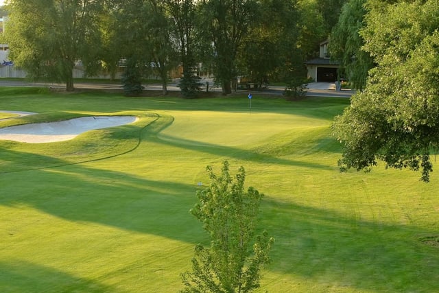 the river club 2