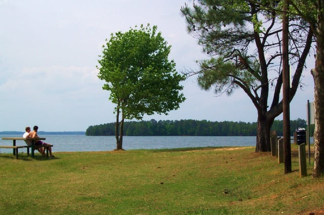 Lake Monticello3