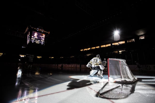 dunkin-donuts-center-hockey