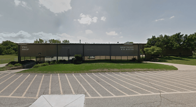 kentwood ice arena 4