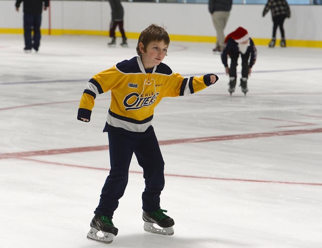 Flo Fabrizio Ice Center2