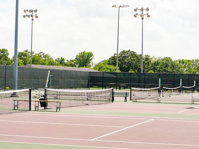 Omar Smith Tennis Center2