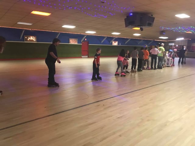 Skate A While Roller Rink8