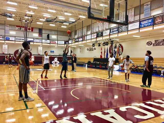 holland-college-basketball.jpg