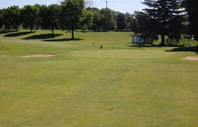 browns lake golf course 3