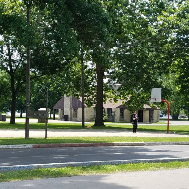 McCulloch Park2