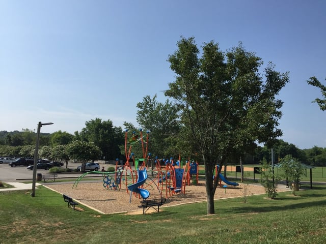 Mayor Bob Leonard Park7