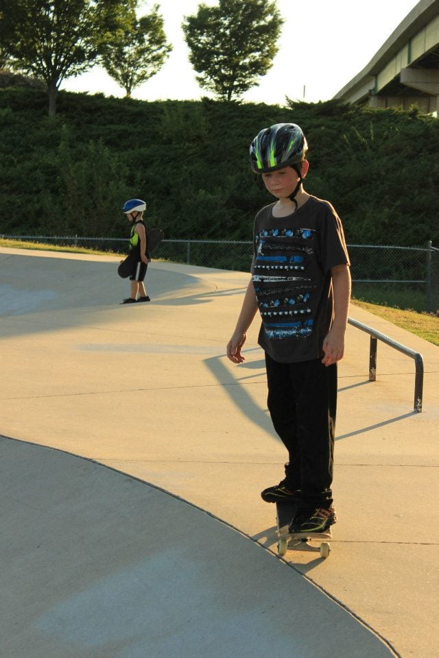 Lydia Gold Skatepark2