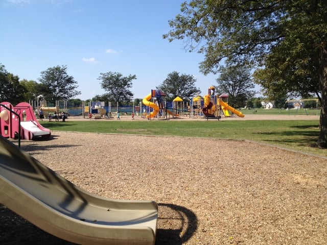 Roy G. Holland Memorial Park9