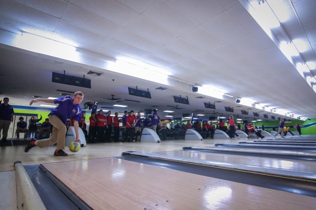 Airport-Plaza-Bowl-32efd0575056a36_e45adf5f6bc0c5c2a30a39868f44eab6.jpg