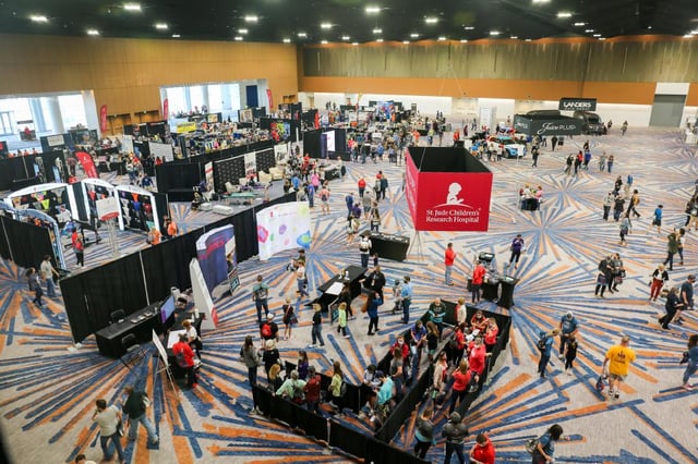 St. Jude Marathon Expo  Alex Shansky.jpg