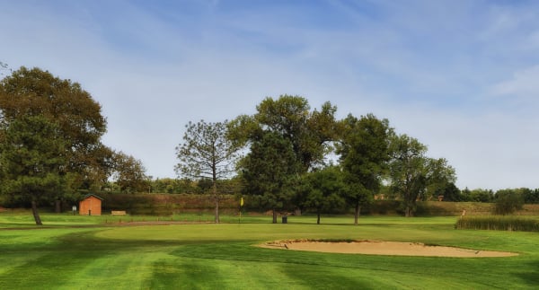 mandan municipal golf course