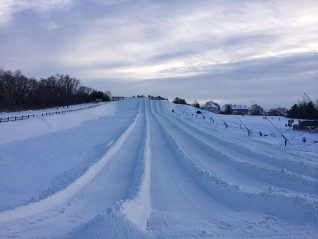 AvalancheExpress Snowtubing4
