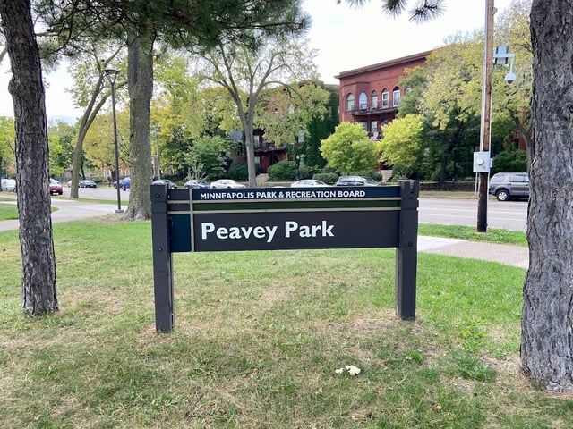 Peavey Field Park6