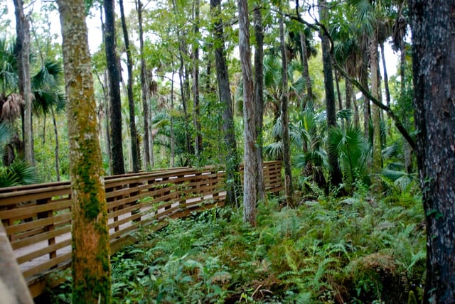 Riverbend Park2
