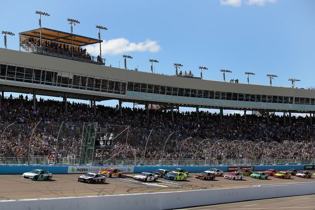 Phoenix Raceway 9