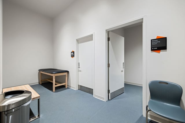 Ref Locker Room 7.jpg