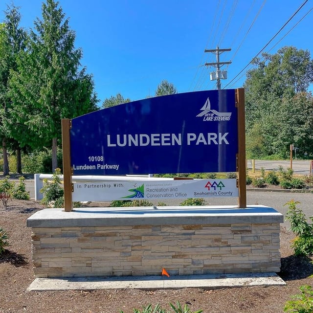 Lundeen Park15