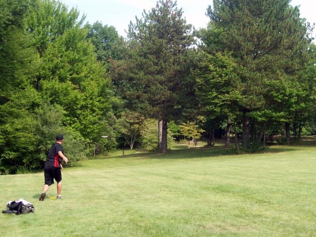 Deer Lakes Park Disc Golf Course3