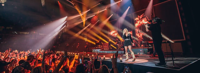 Miranda-Lambert-slide-4b3422786b.jpeg