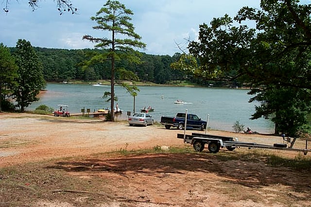lake hartwell  4