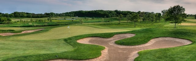ThunderHawk Golf Club 1