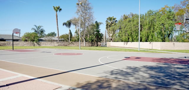 Basketball-court-at-Cesar-Chavez-Campesino-Park_5BC1522C-5056-A36A-086D99859B1D5020-5bc150095056a36_5bc15733-5056-a36a-0884db0ec34dee94.jpg