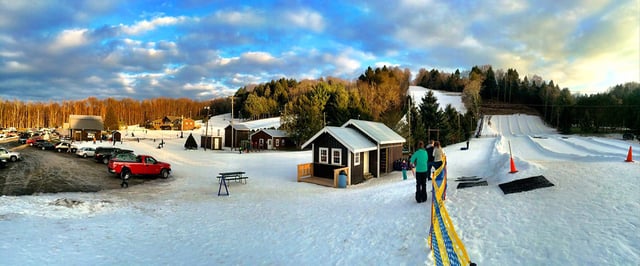 Woods Valley Ski Area3