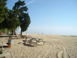 breezy point beach md