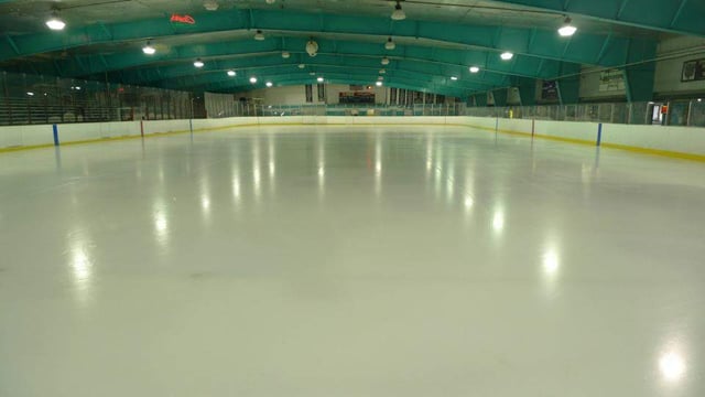 Frozen Pond Arena2
