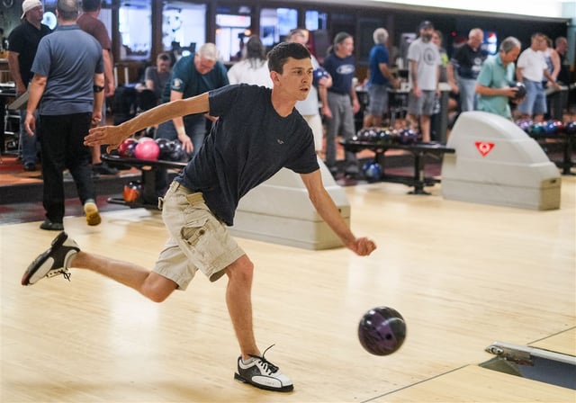 Miracle Lanes of Toledo 4