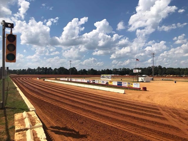fayetteville-motor-speedway-looks-to-brighter-2019-season-2019-03-07_23-14-26_260462