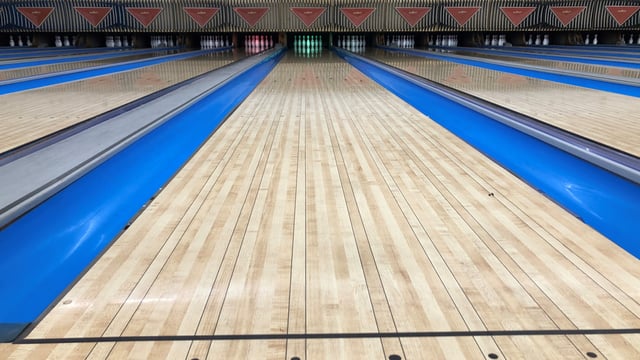 ASHWAUBENON BOWLING 2