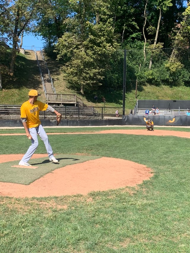 Frank Damian Field4