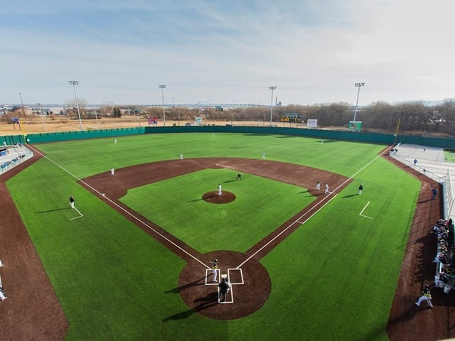 css_baseball_vs_uwsuperior_9