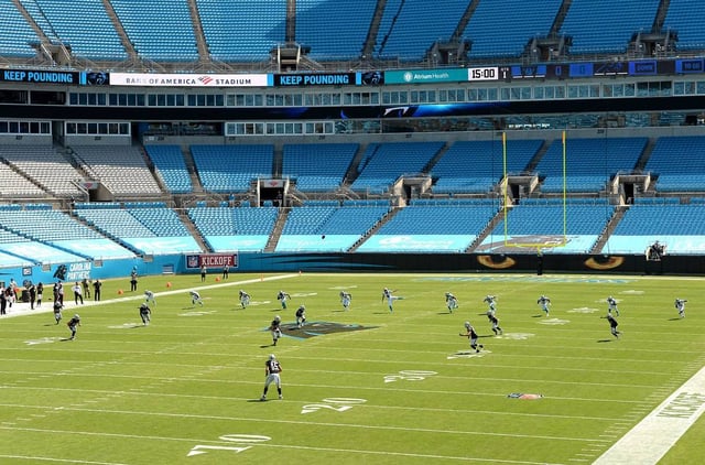 AnyConv.com__Bank of America Stadium 2