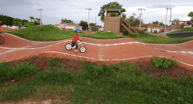 BMX-Strausser 5